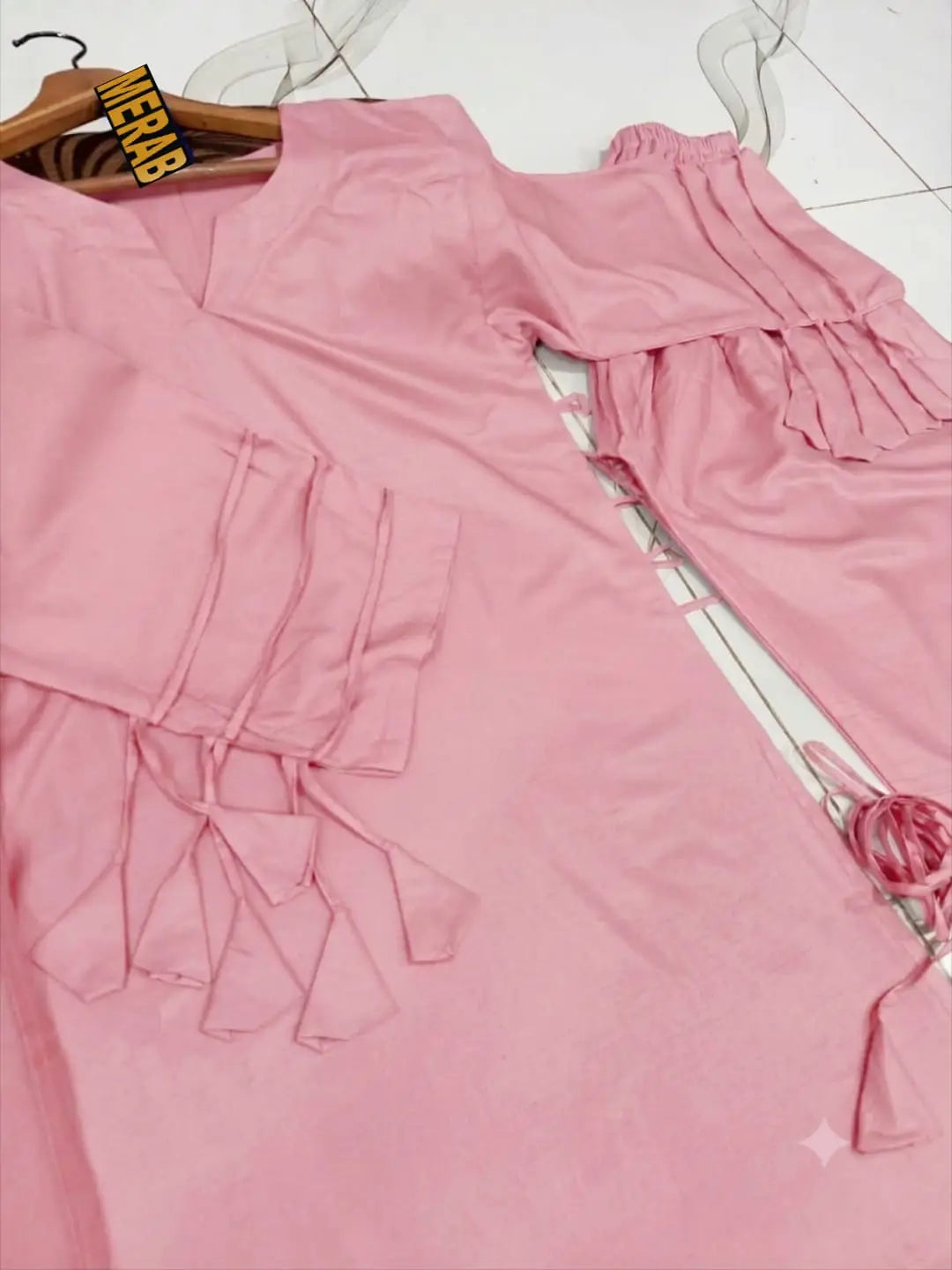 3 Pcs Women's Stitched Linen Plain Suit