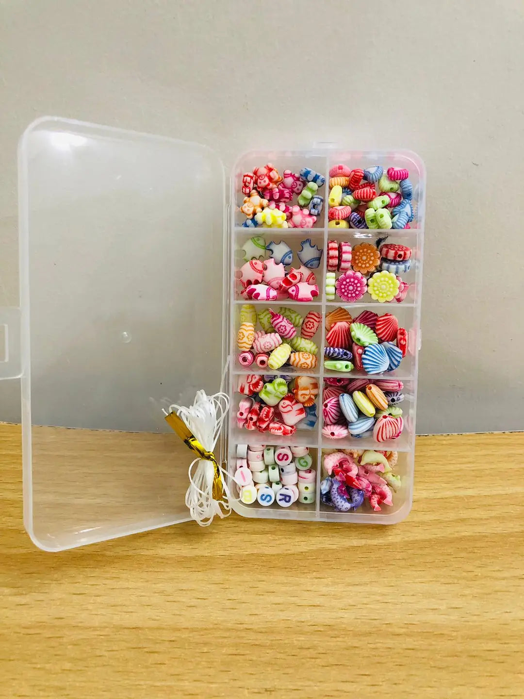 DIY Jewellery Beads Box with Elastic Thread Roll